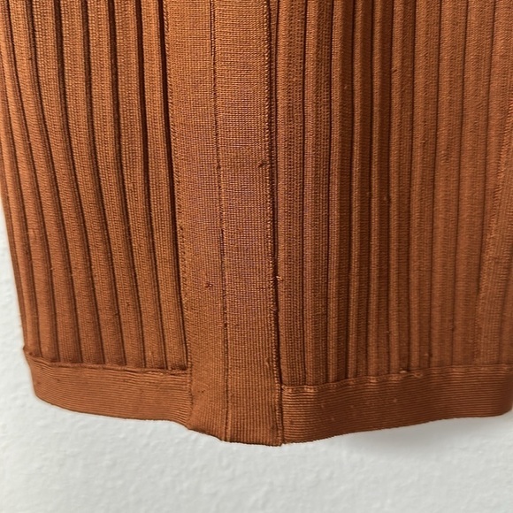 House of CB London Vivienne Toffee Bandage Dress Sz. XS - Picture 11 of 11